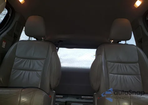 2016 Toyota Sienna Xle from USA, damaged, VIN 5TDDK3DC3GS130122